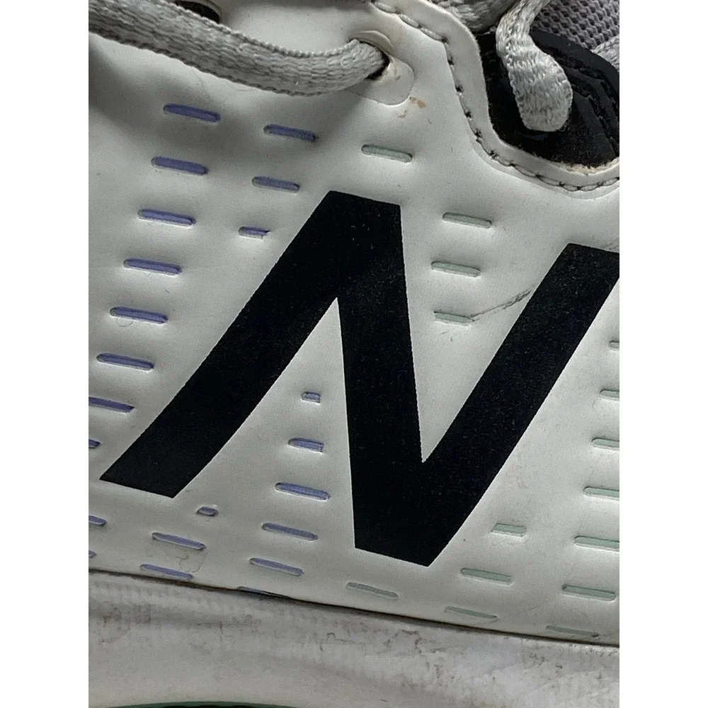 New Balance 696v4 Womens Tennis Shoes White Grey Teal WCH696D4 Size 8 Wide